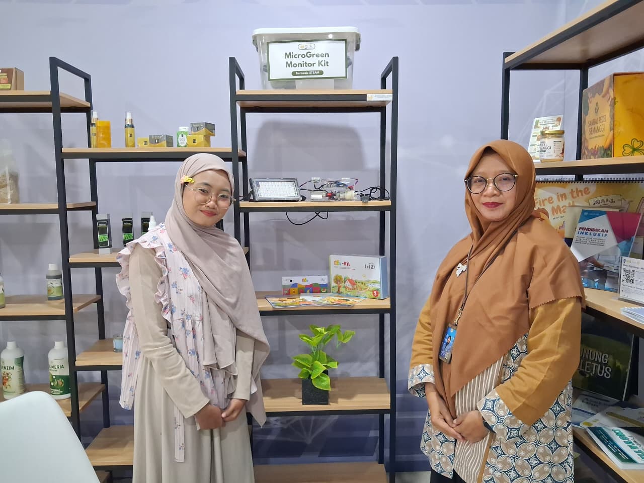 Pusat Inkubasi Bisnis UNESA